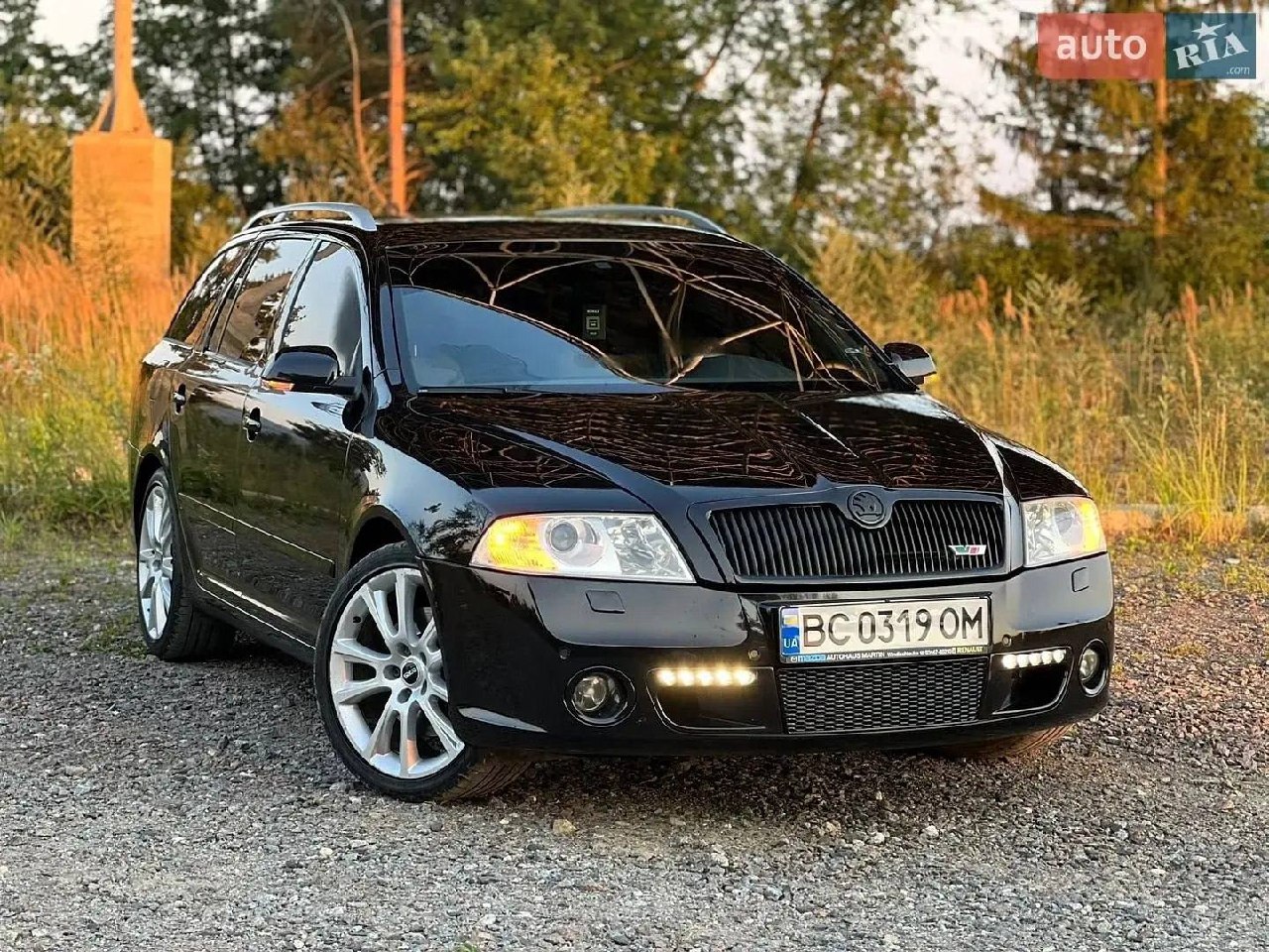 Škoda Octavia VRS — фото 1
