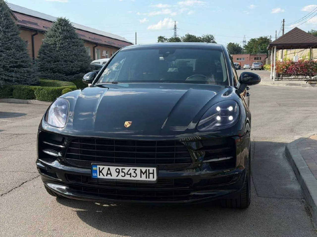Porsche Macan — фото 1
