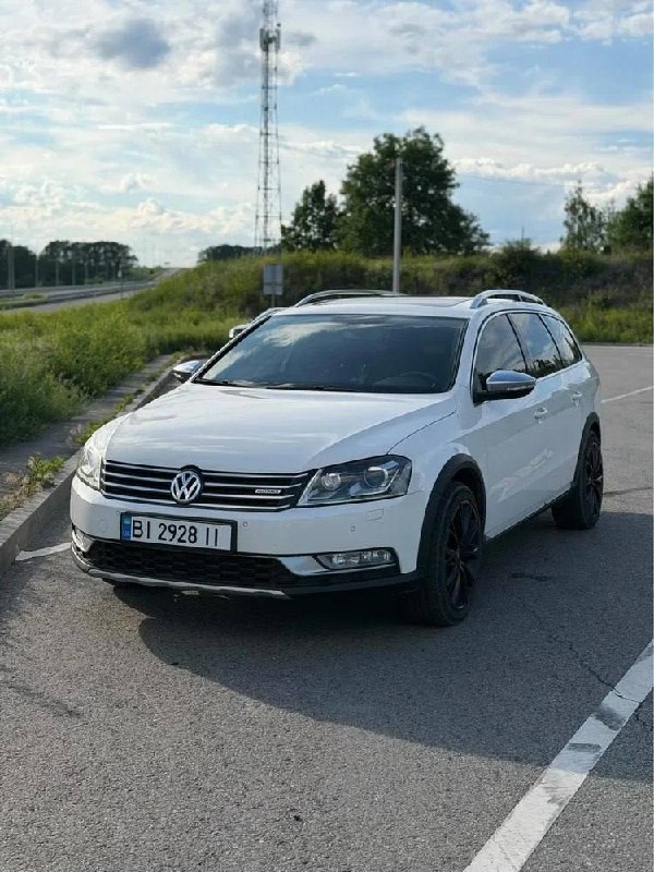 Volkswagen Passat — фото 1