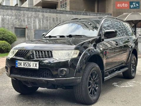 Mitsubishi Pajero Sport