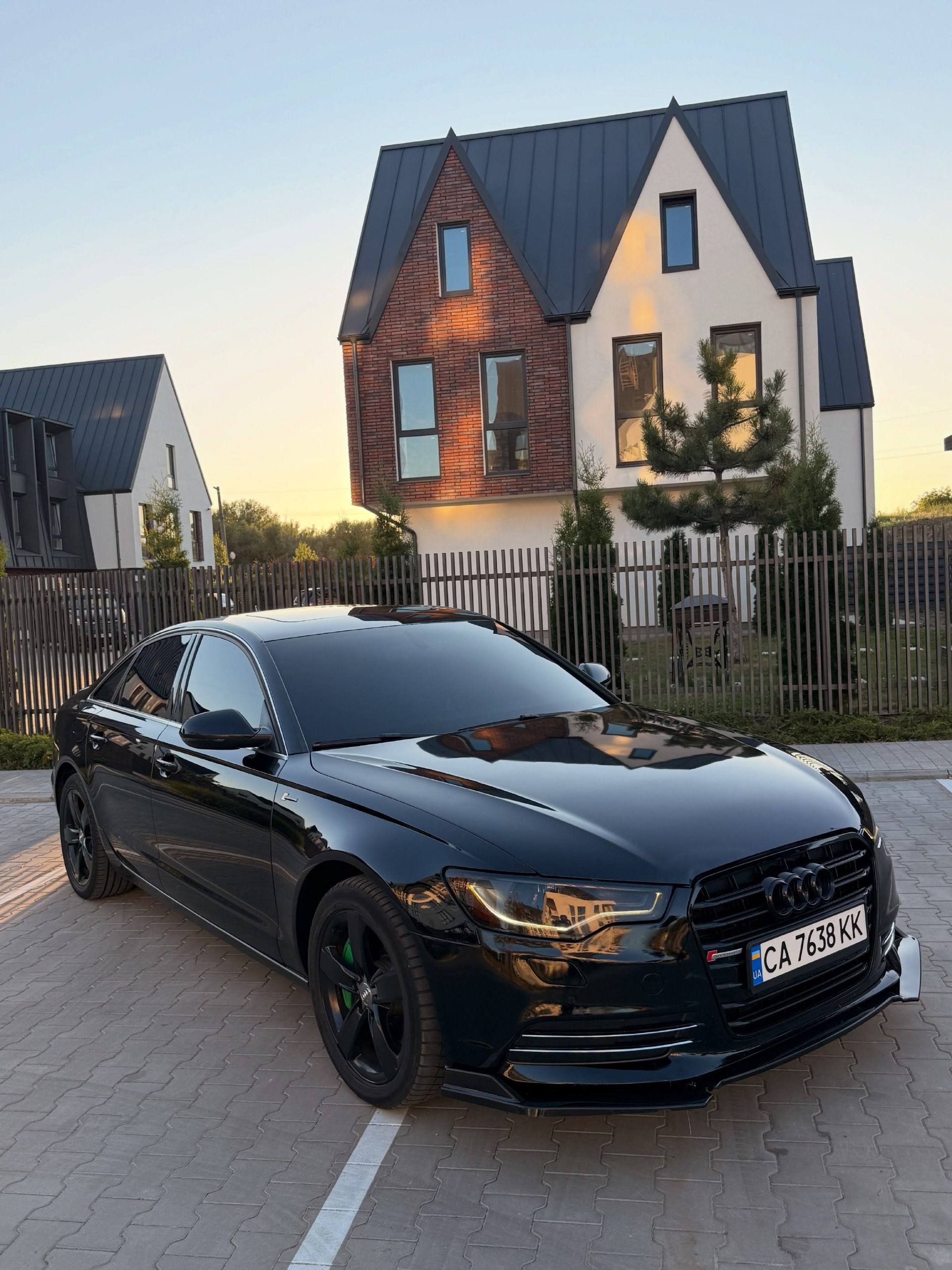 Audi A6 — фото 1