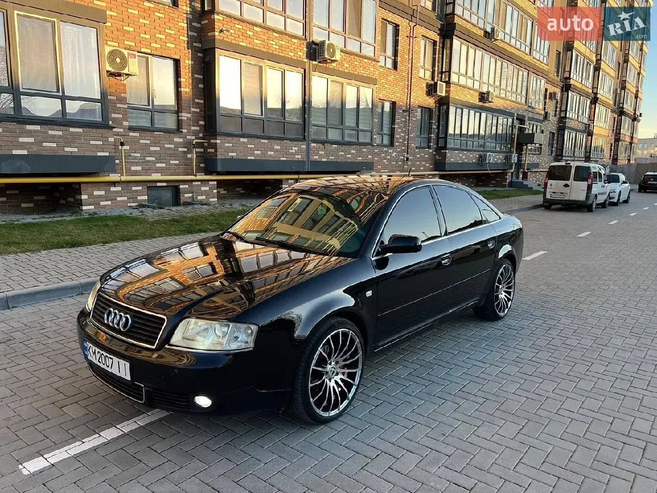 Audi A6 — фото 1