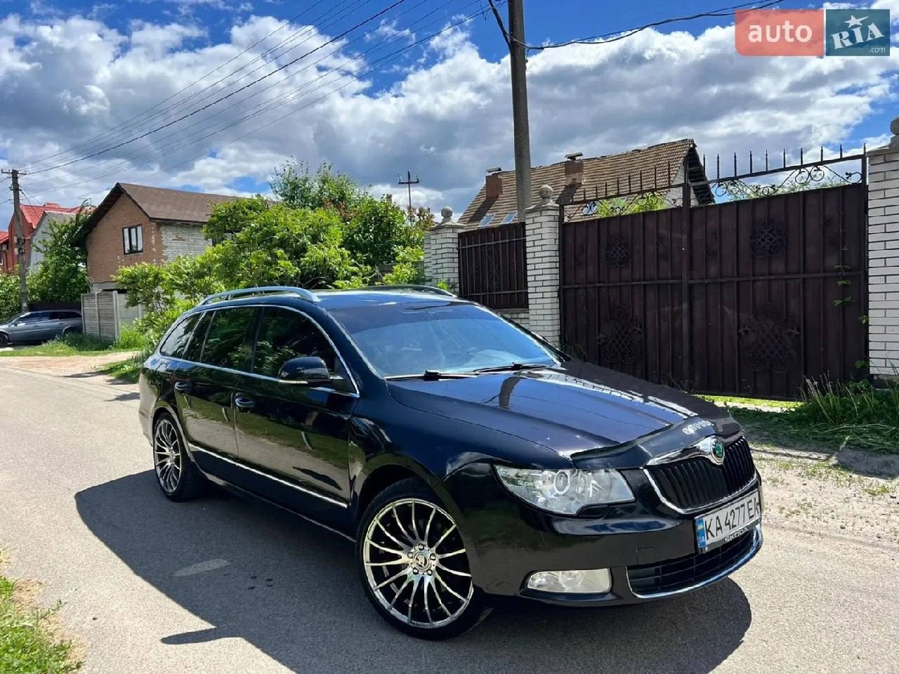 Škoda Superb — фото 1
