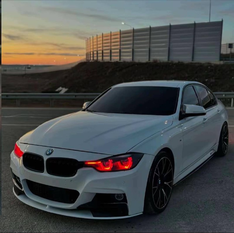 BMW 3 Series — фото 1