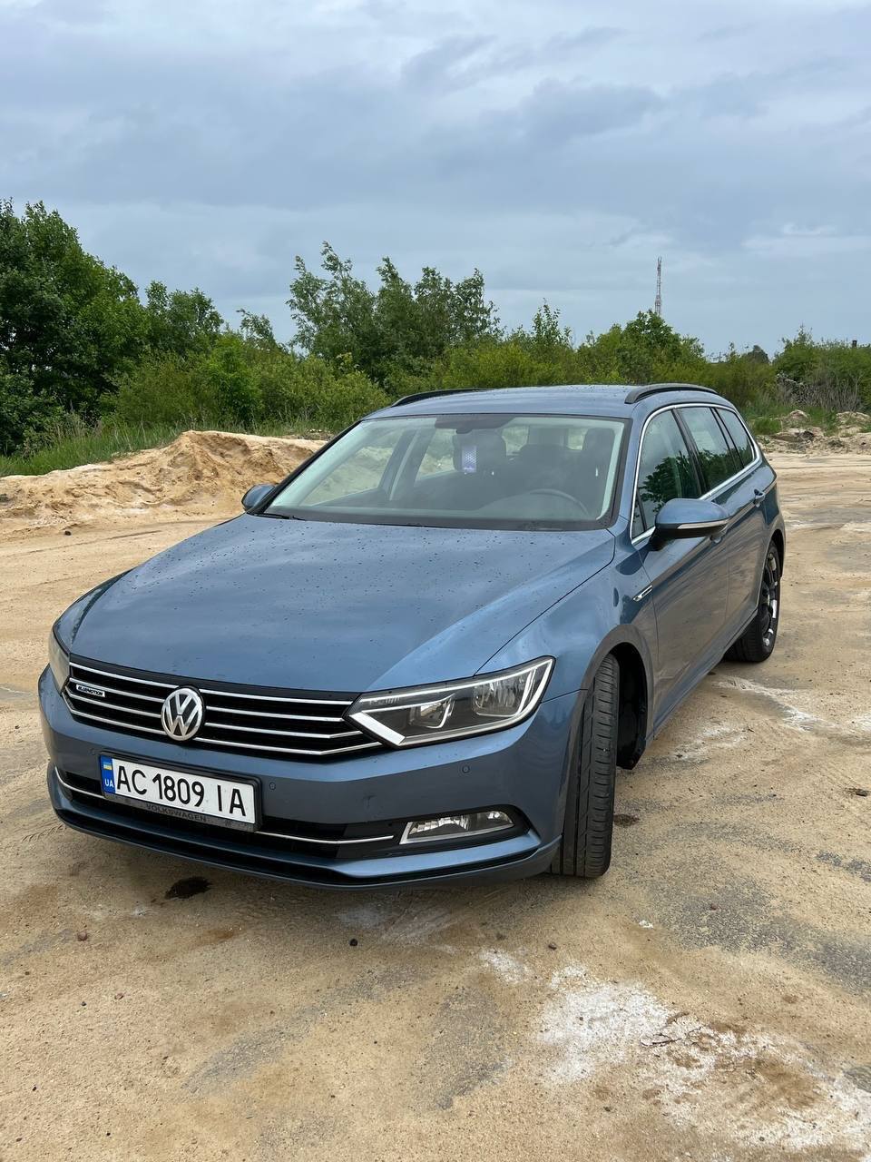 Volkswagen Passat — фото 1