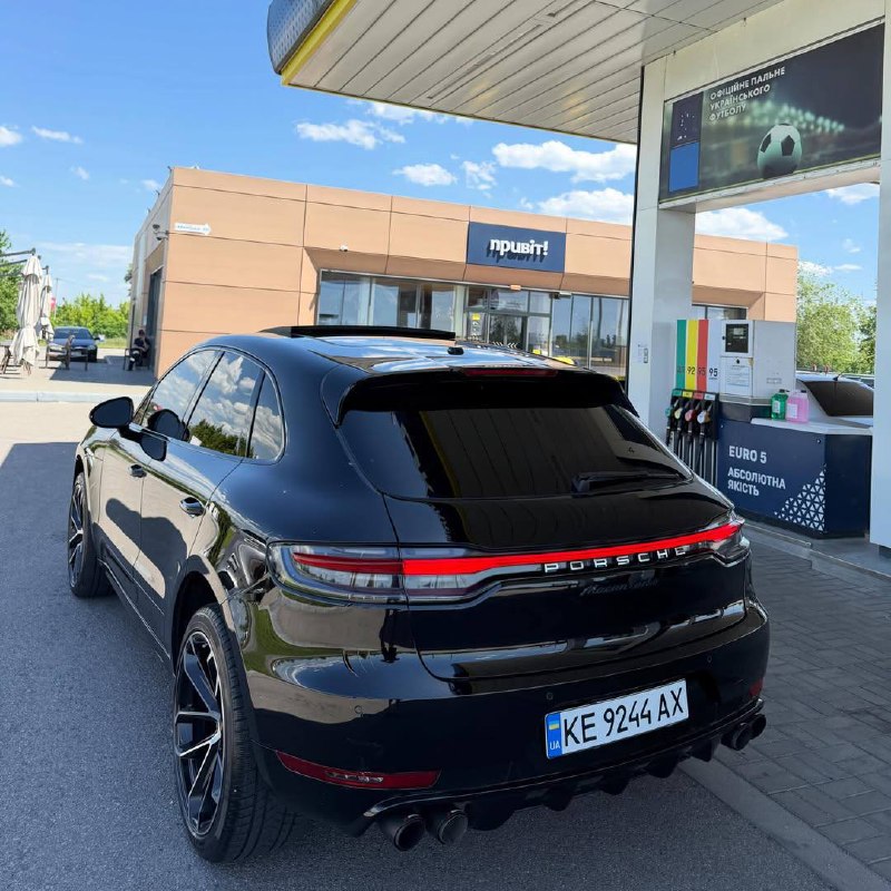 Porsche MACAN TURBO — фото 1