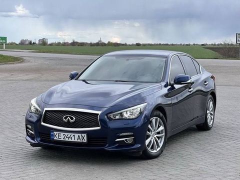 Infiniti Q50