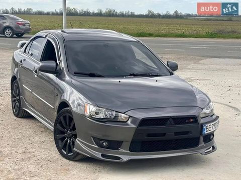 Mitsubishi Lancer