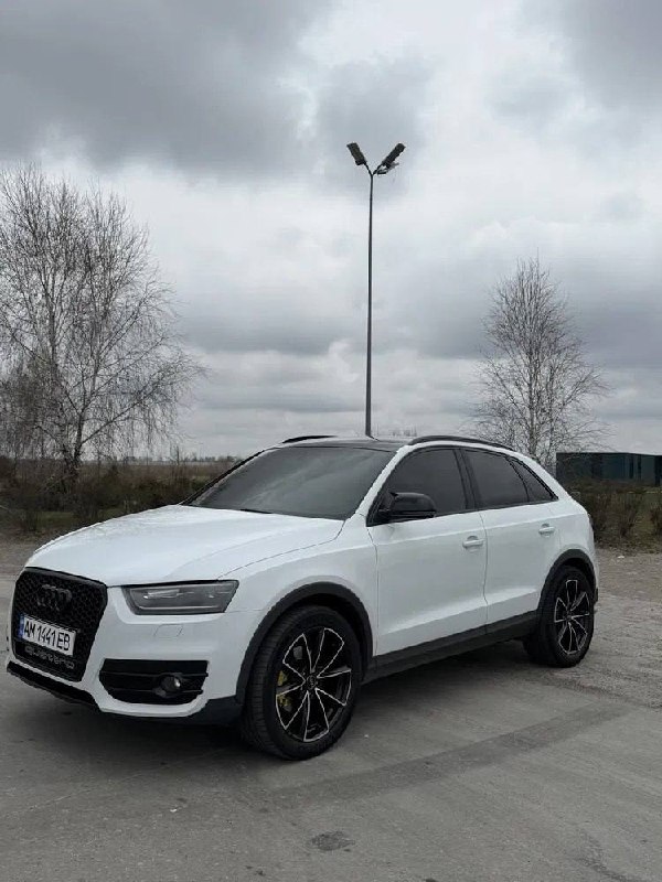 Audi Q3 — фото 1