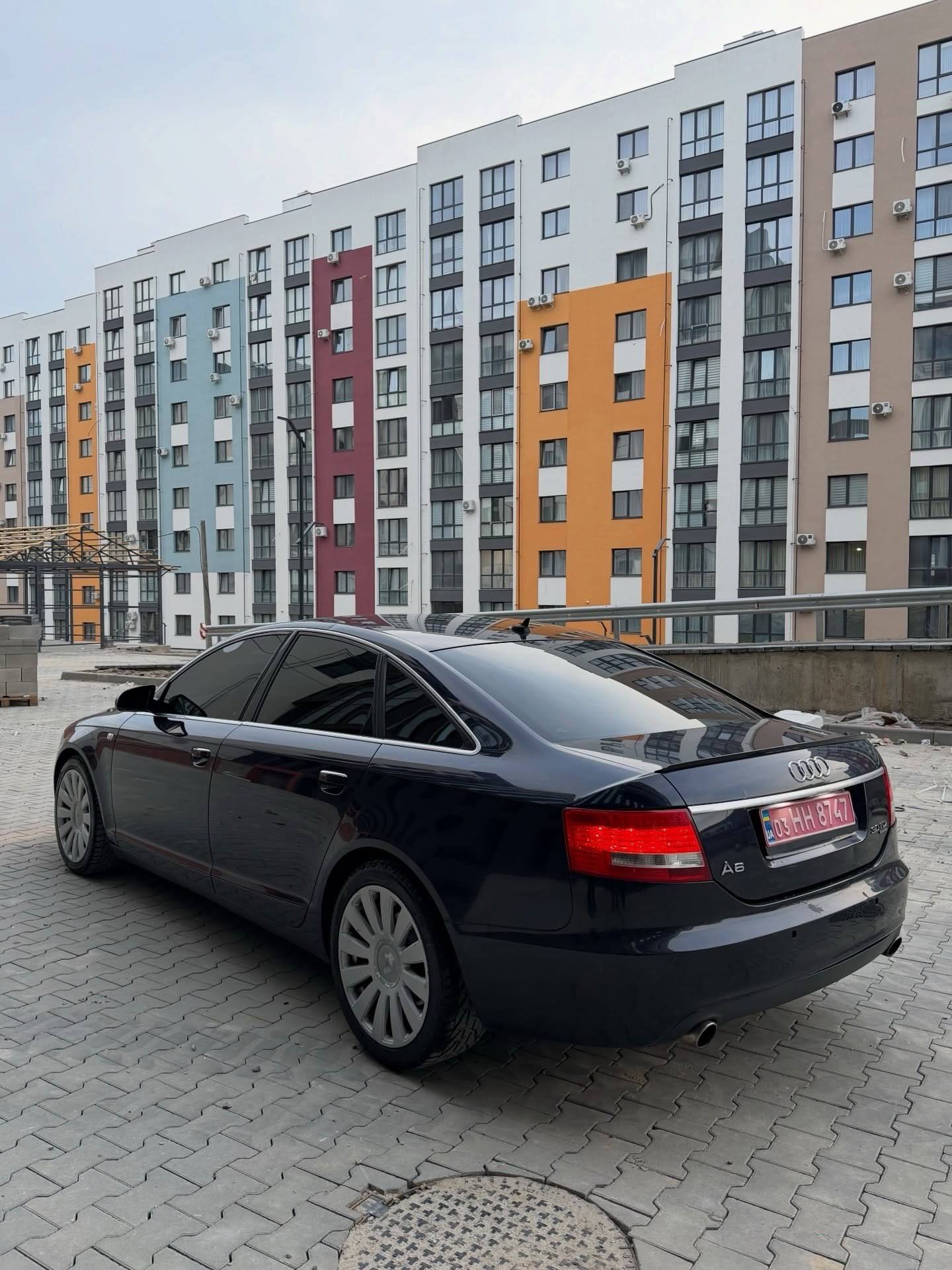 Audi A6 — фото 1