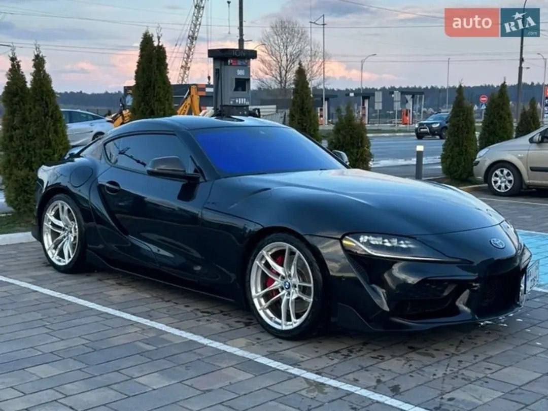 Toyota Supra — фото 1
