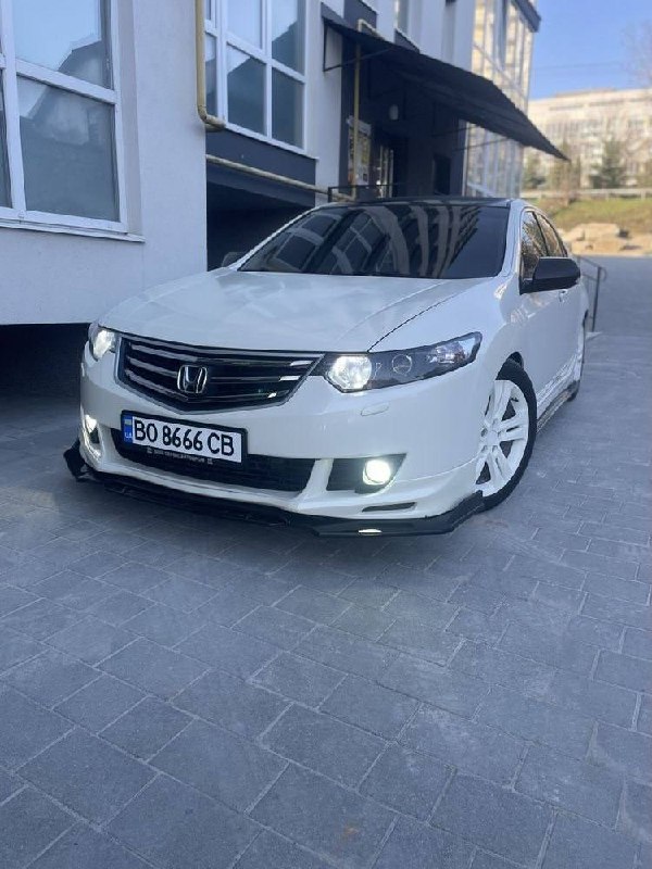Honda Accord 8 — фото 1