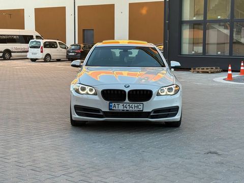 BMW 535i — фото 1