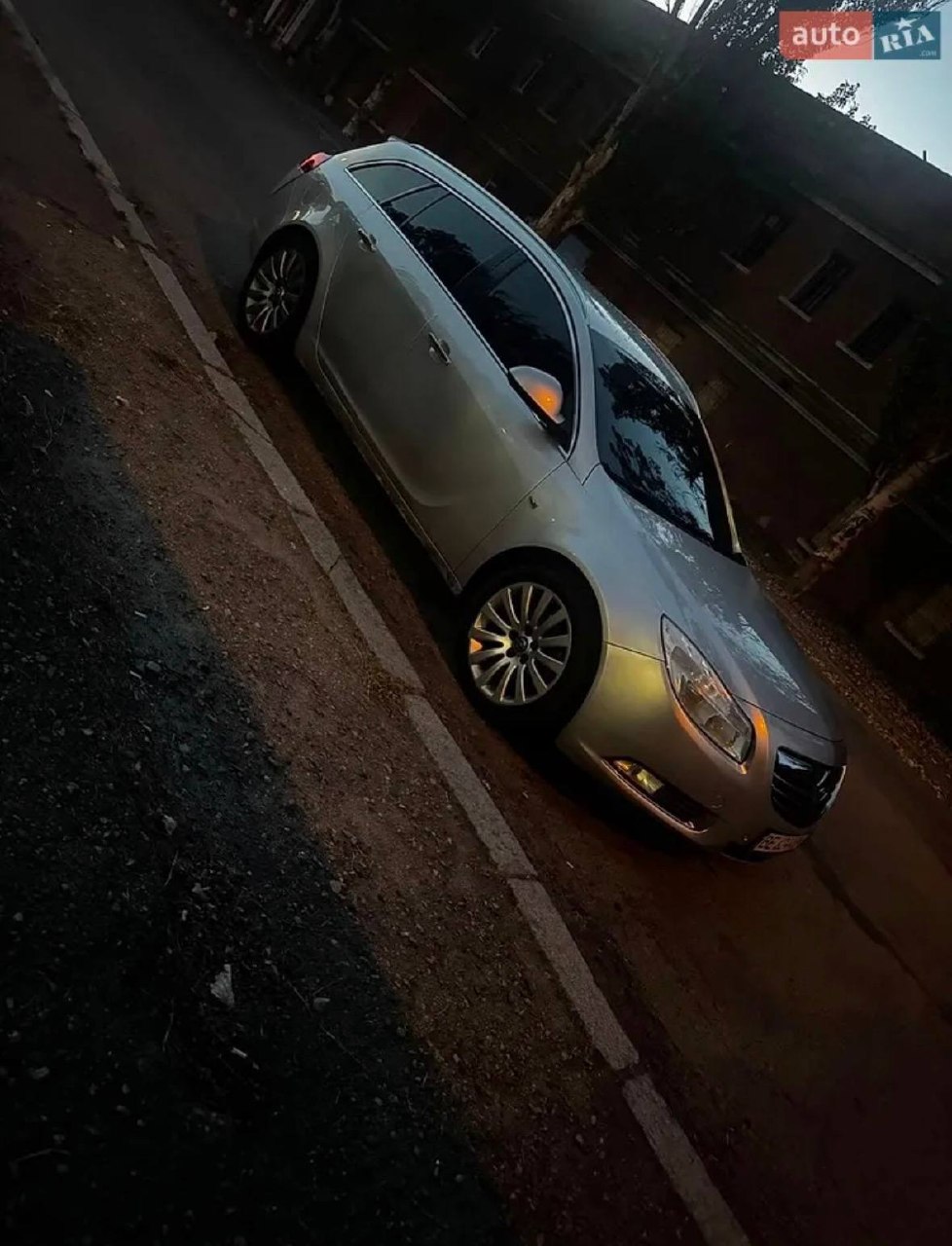 Opel Insignia — фото 1