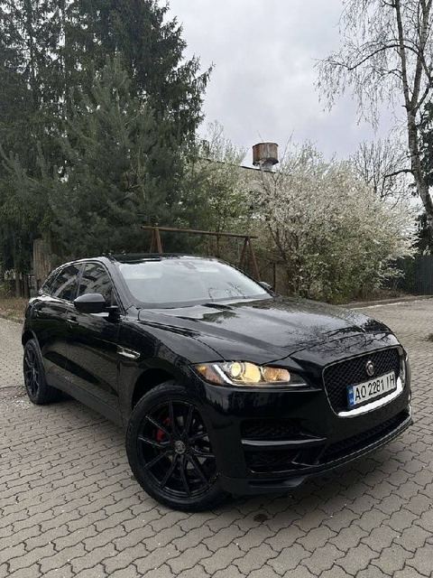 Jaguar F-PACE
