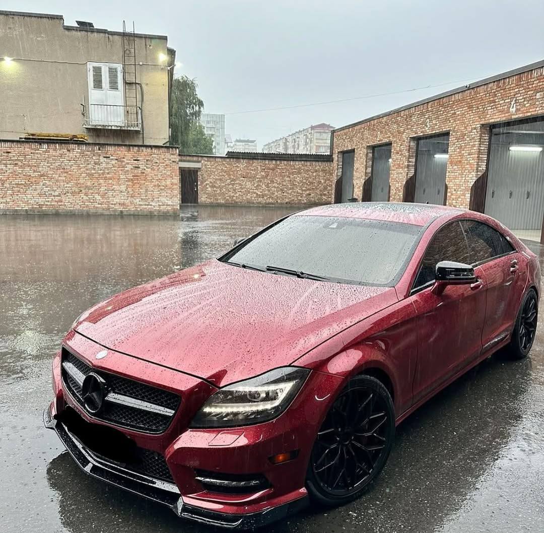 Mercedes-Benz CLS — фото 1