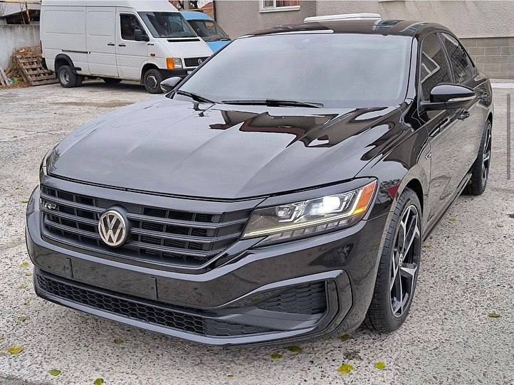 Volkswagen Passat R-line — фото 1