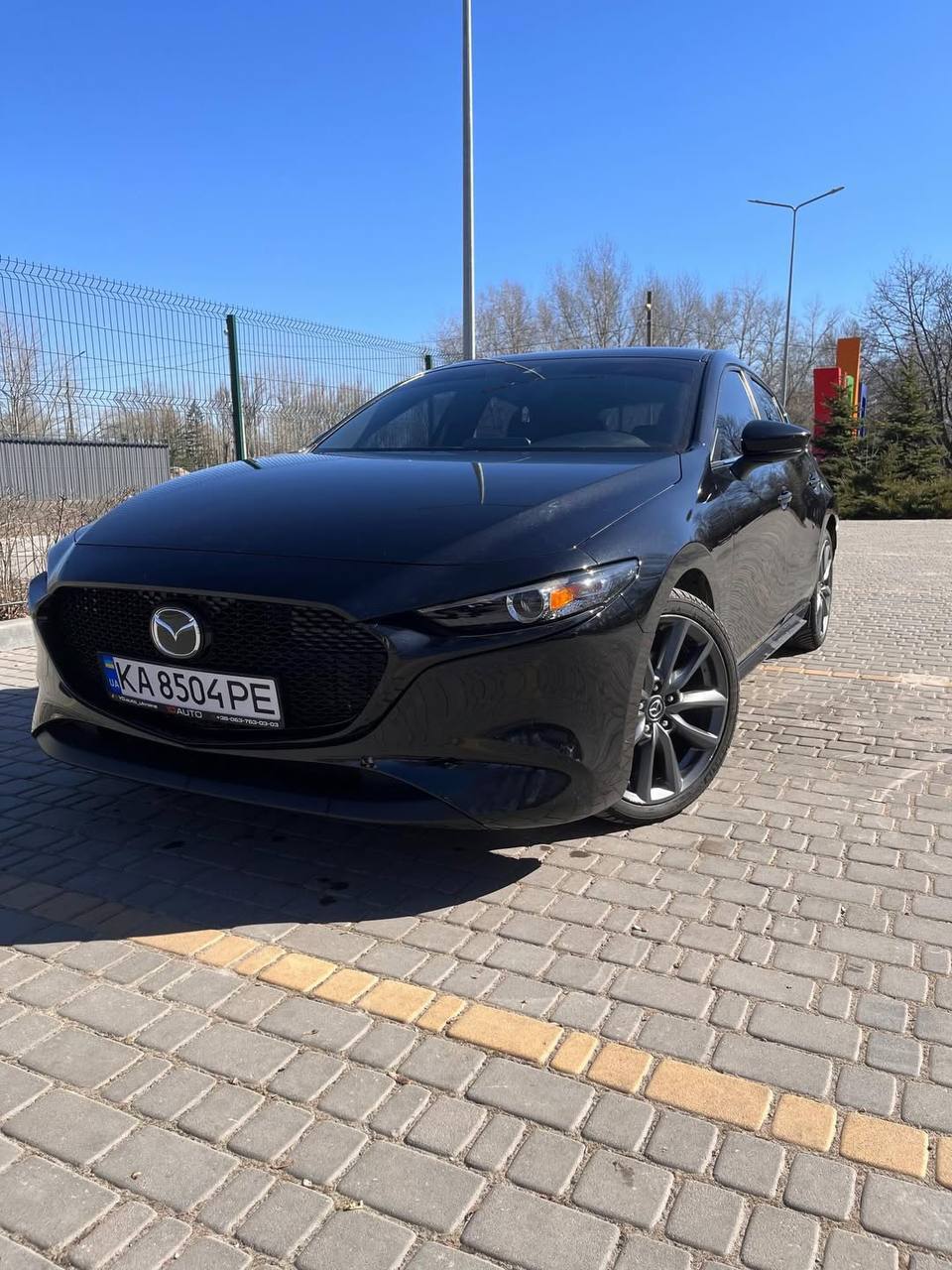 Mazda 3 Hatchback — фото 1