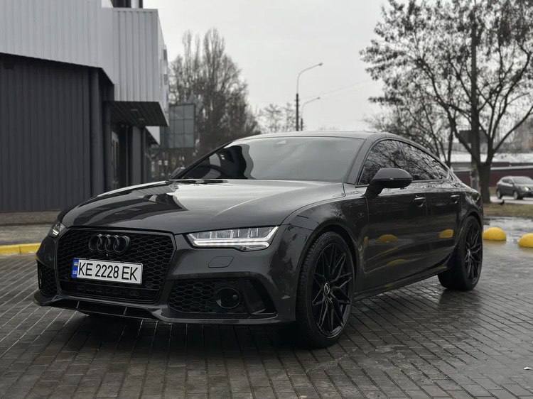 Audi A7 — фото 1