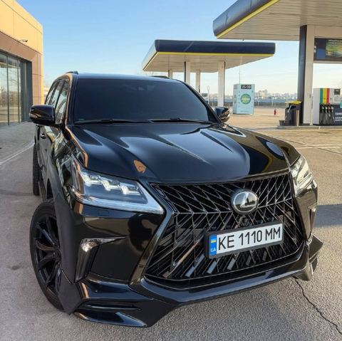 Lexus LX
