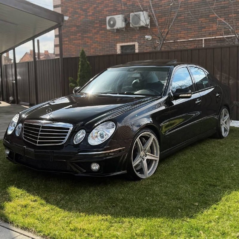 Mercedes-Benz e55 AMG — фото 1