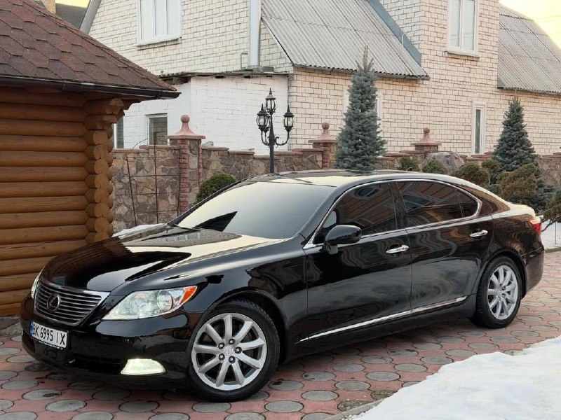 Lexus LS460 LONG OTTOMAN 1UR-FSE — фото 1