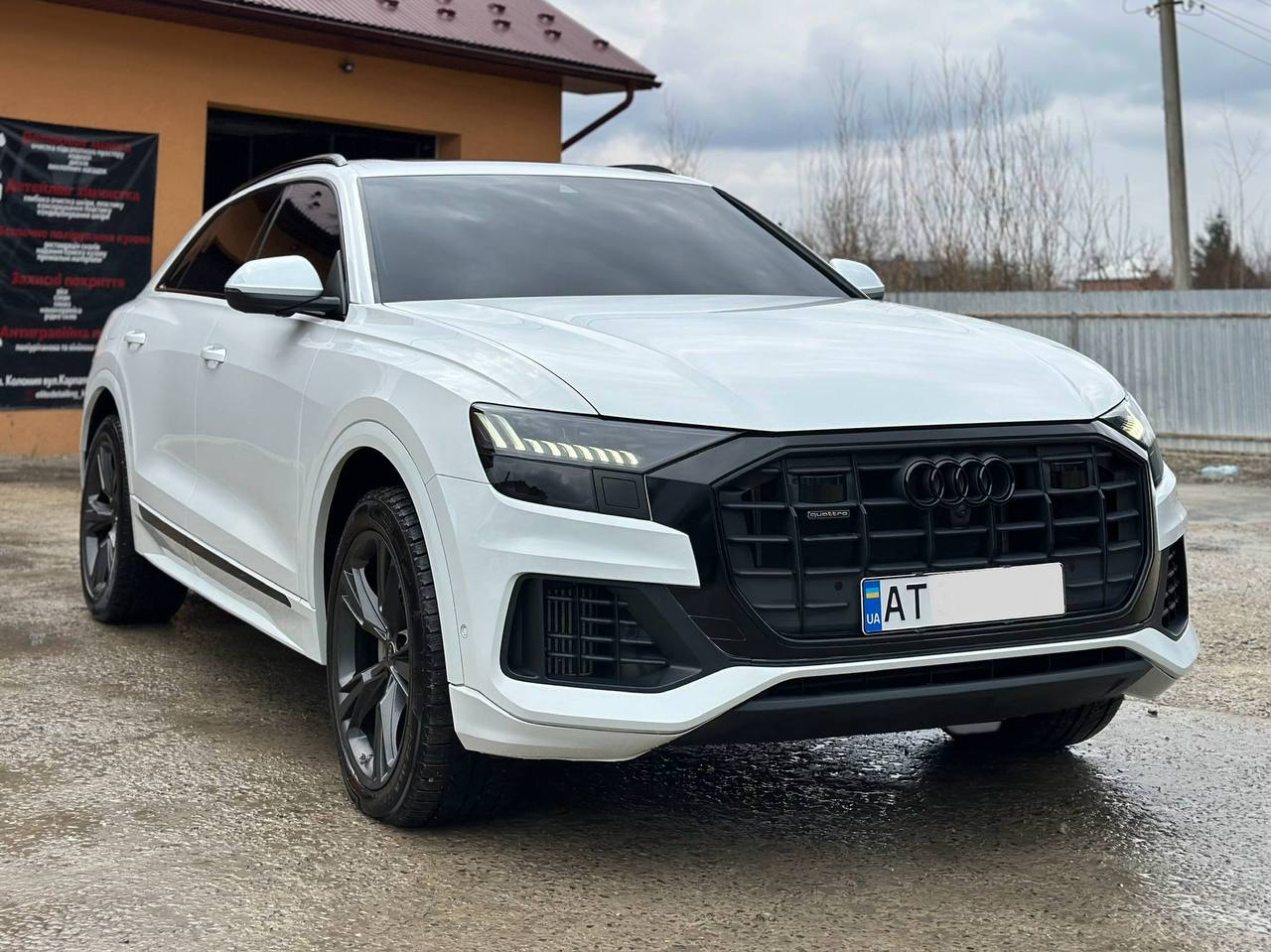Audi Q8 — фото 1