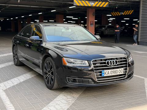 Audi A8