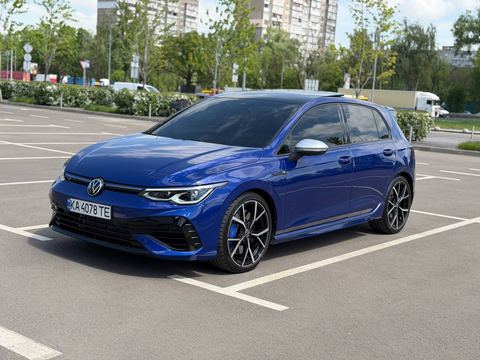 Volkswagen Golf R — фото 1