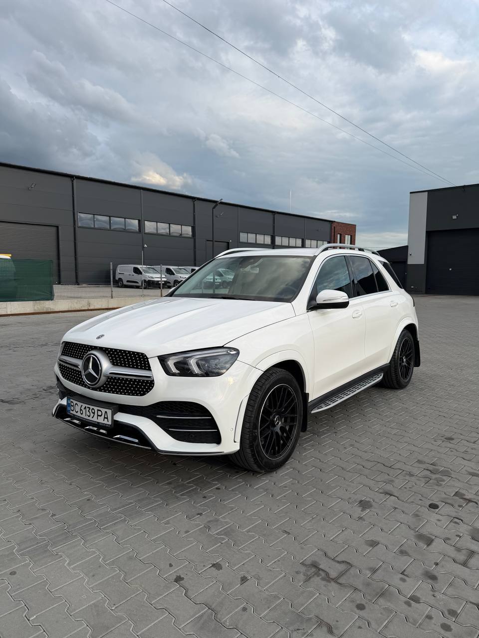 Mercedes-Benz GLE 300d — фото 1