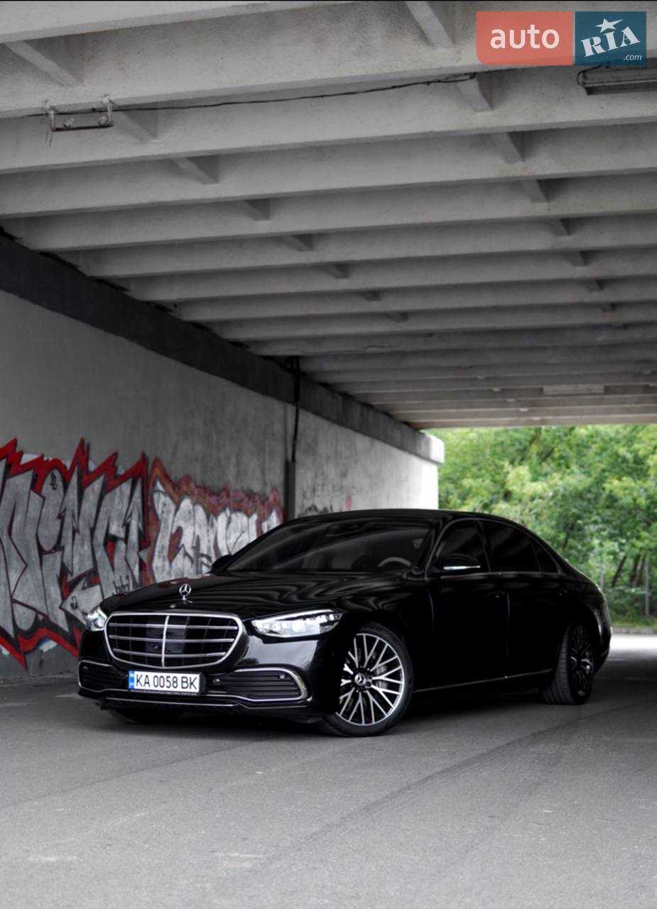 Mercedes-Benz S580e Long