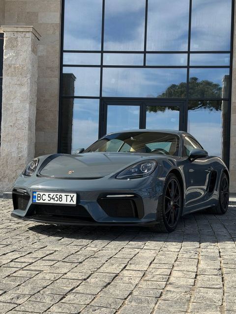 Porsche Cayman — фото 1