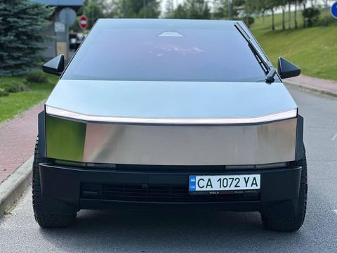 Tesla Cybertruck — фото 1