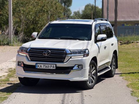 Toyota Land Cruiser 200