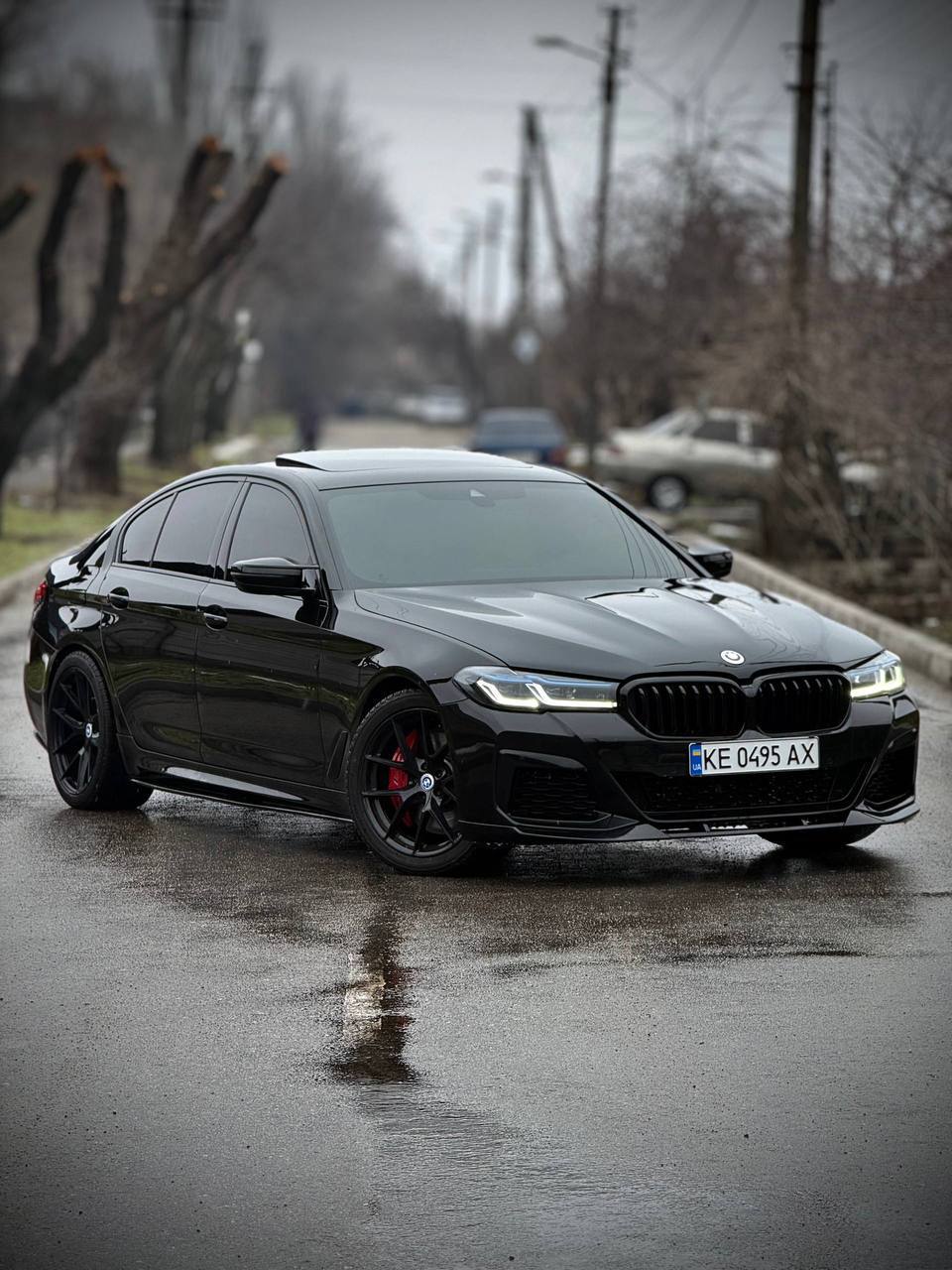 BMW 540i — фото 1