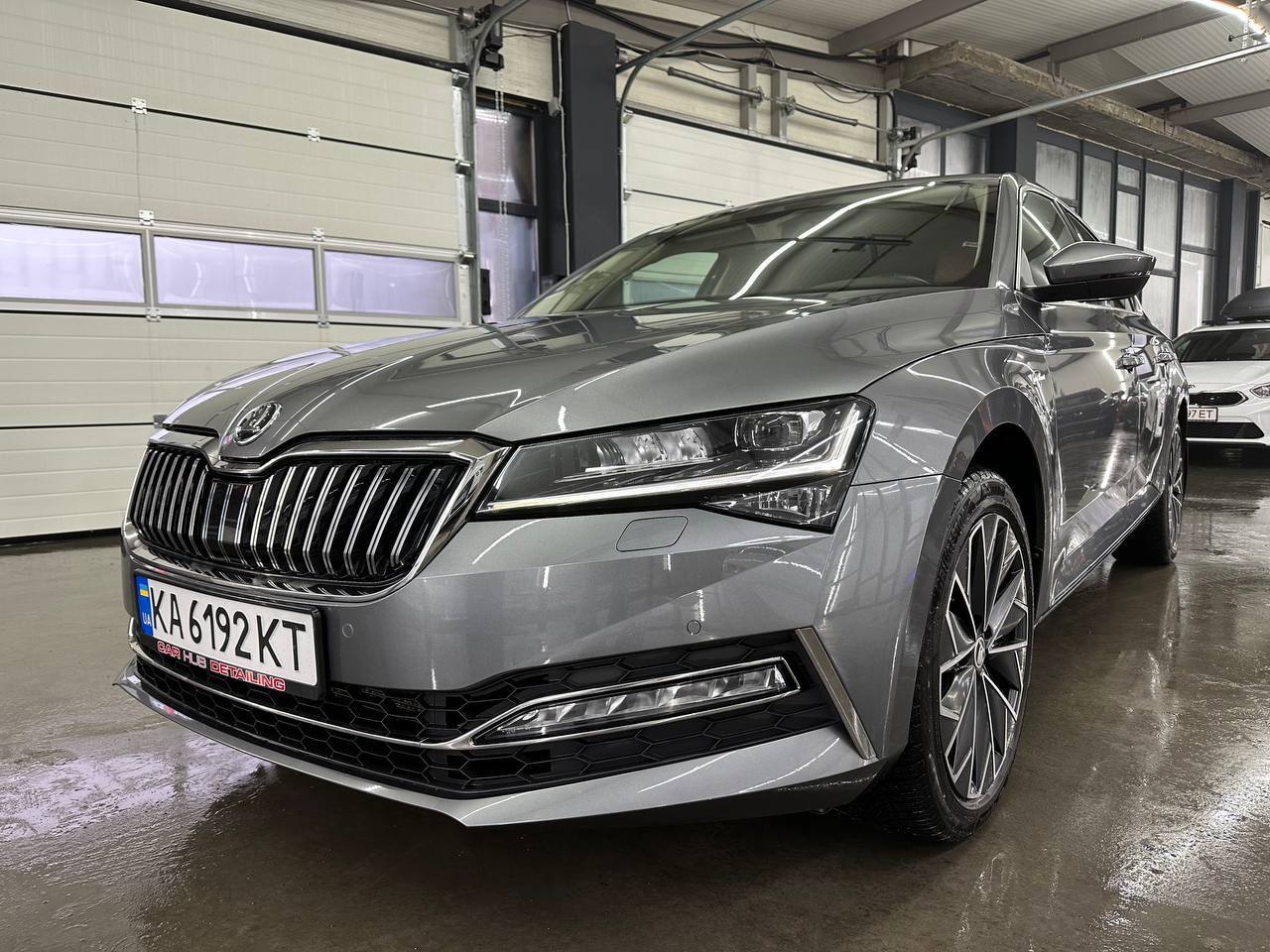 Škoda Superb Laurin Klement — фото 1
