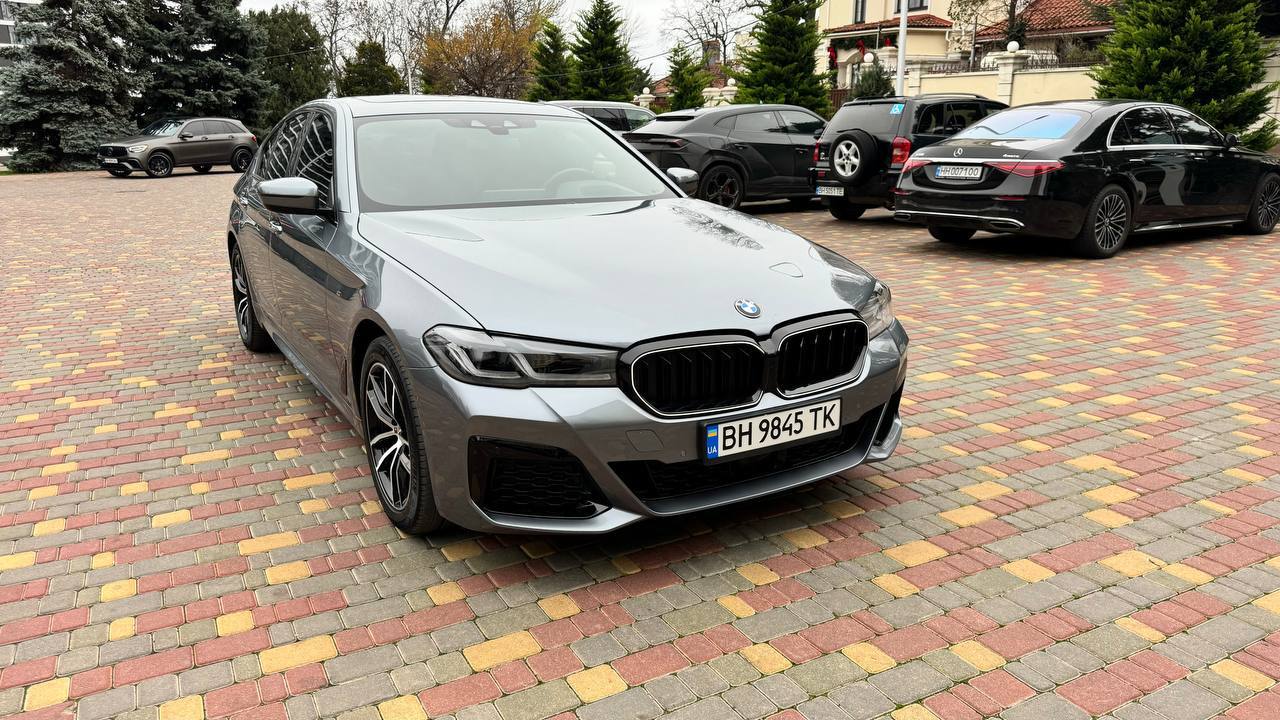 BMW 520d — фото 1