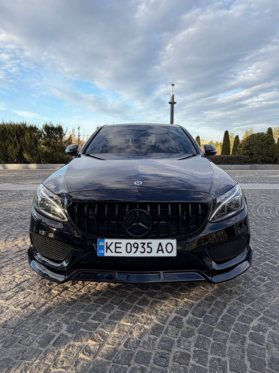 Mercedes-Benz C300 — фото 1
