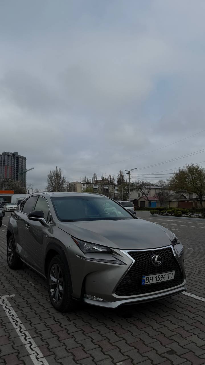 Lexus Nx 200T — фото 1