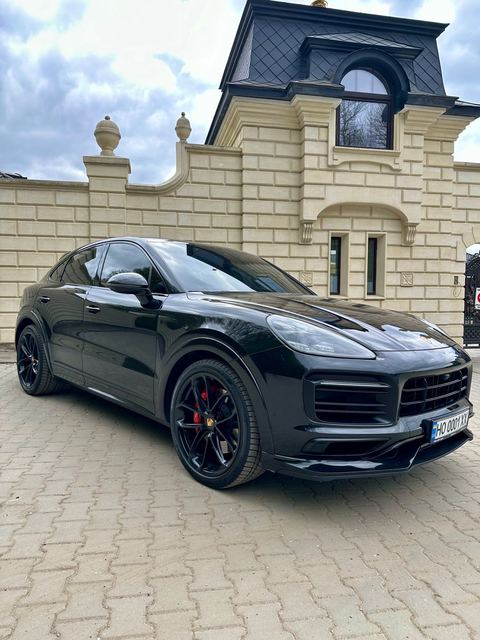 Porsche Cayenne Coupe GTS