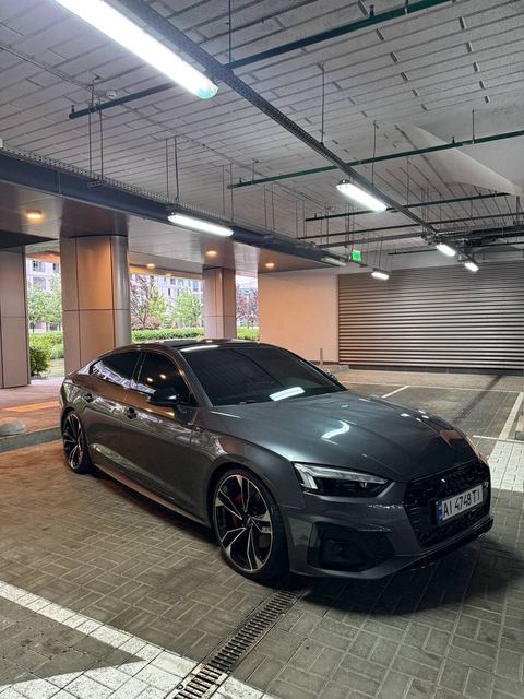 Audi S5