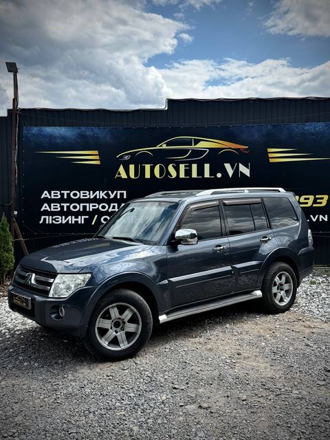 Mitsubishi PAGERO WAGON — фото 1