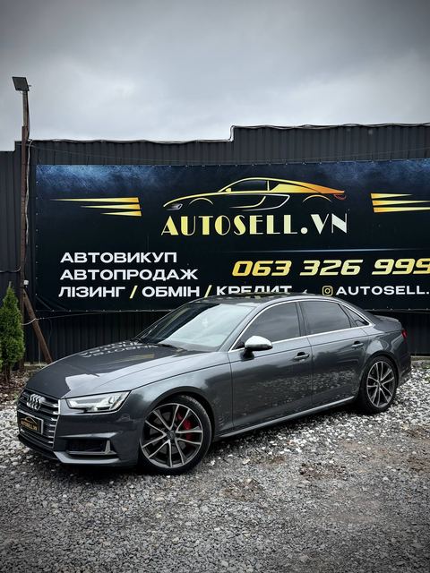 Audi S4