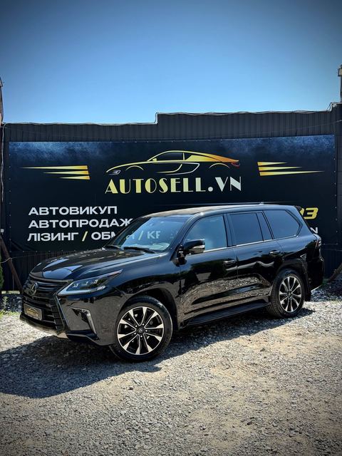 Lexus LX450d