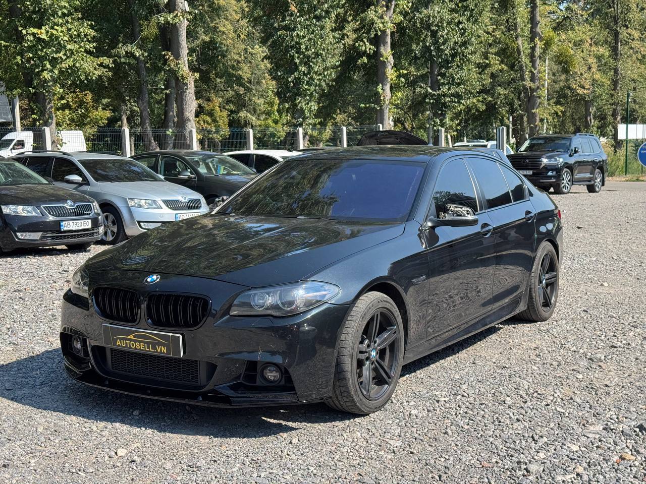 BMW F10 528і — фото 1