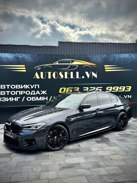 BMW G30 540i