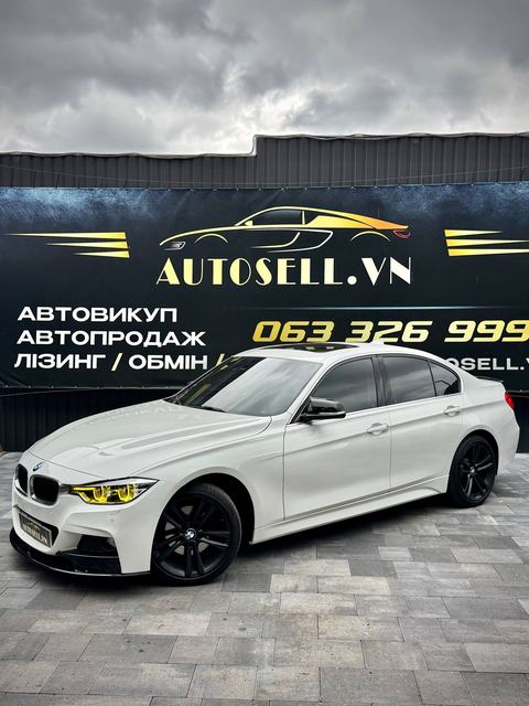 BMW F30 328i