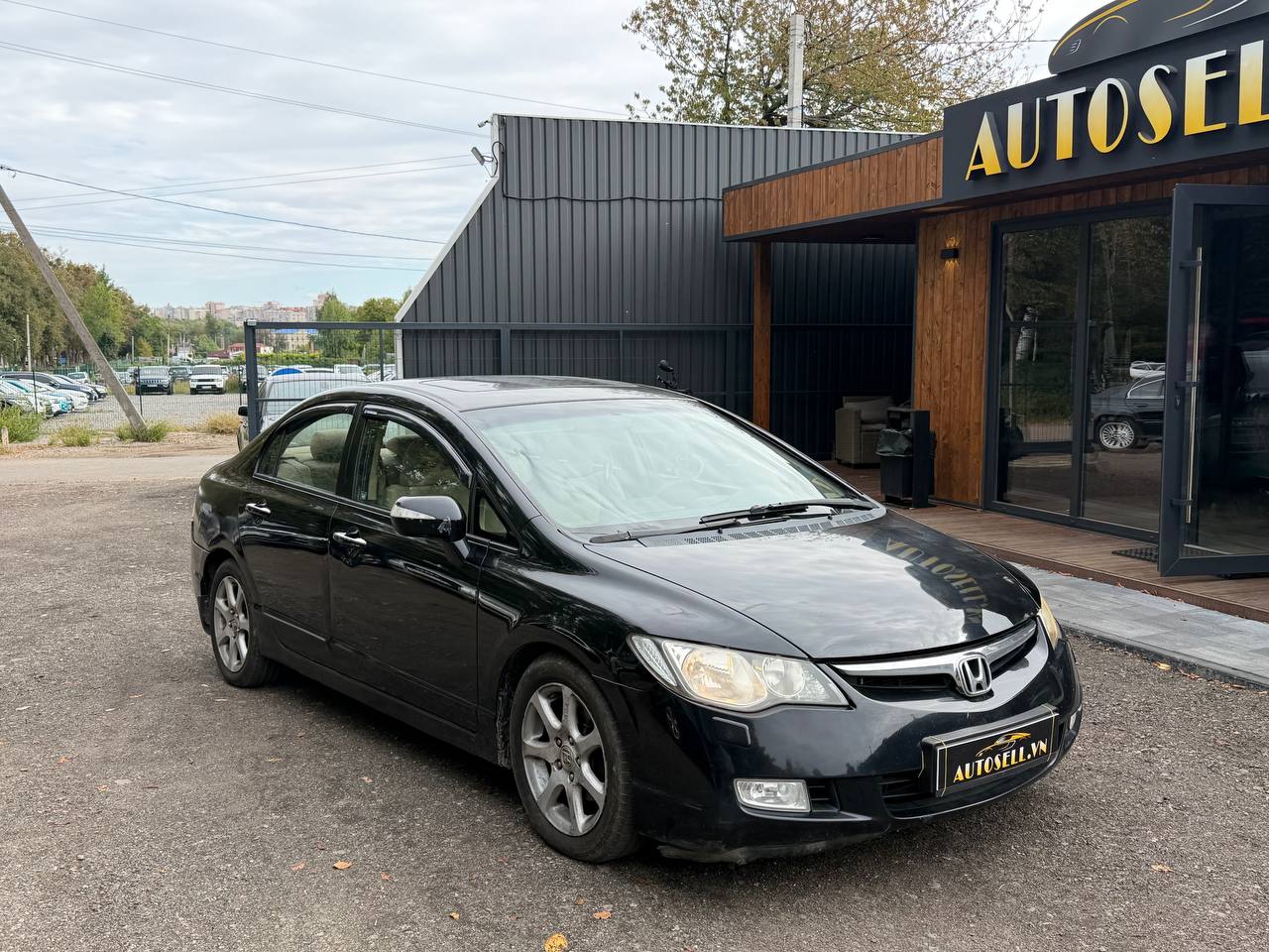 Honda Civic — фото 1