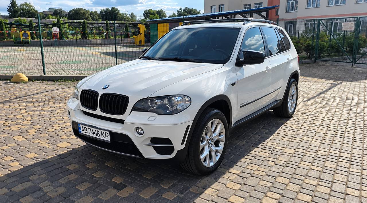BMW X5 — фото 1