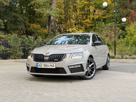 Škoda Octavia RS — фото 1